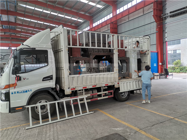 1000型<a href='http://www.guanzuimeinv.cn/ssxl/10.html' target='_blank'><span>金屬撕碎機</span></a>發(fā)貨發(fā)往河北