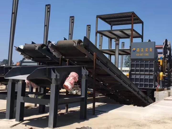 如何避免<a href='http://www.guanzuimeinv.cn/psxl/4.html' target='_blank'><span>廢鋼破碎機(jī)</span></a>廢料造成的傷害