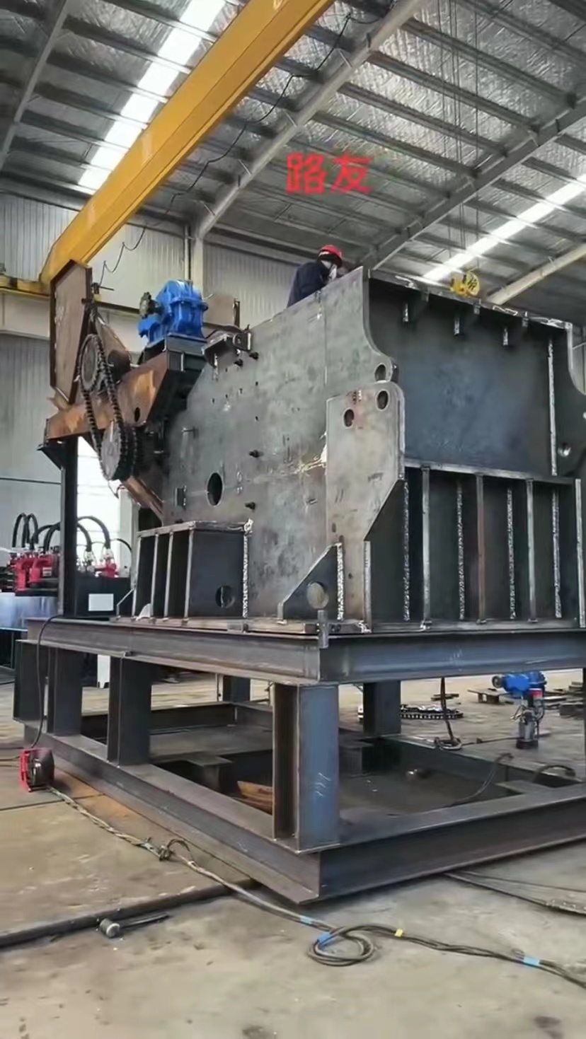 山東路友裝備一直在路上，各部門環(huán)環(huán)緊扣，為再生資源行業(yè)發(fā)展助力